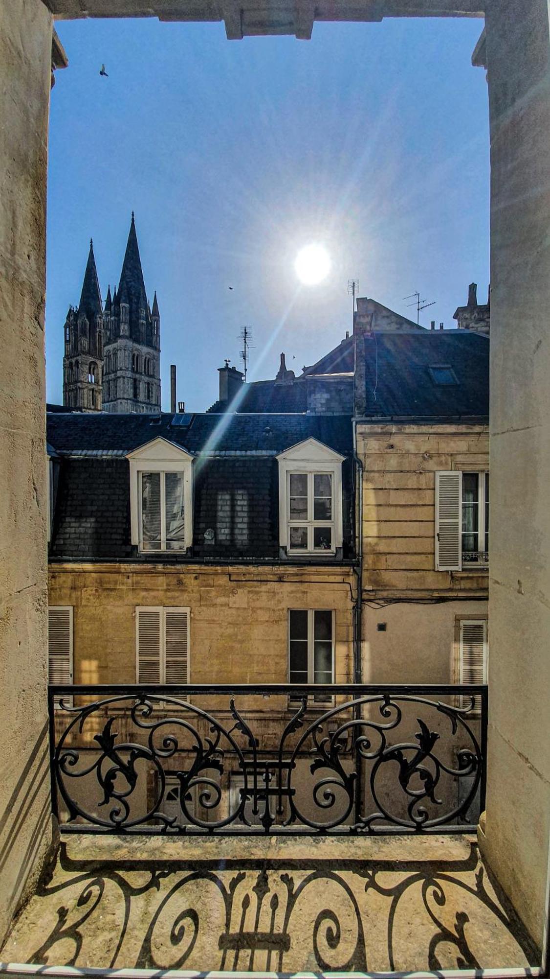 Charming Studio With View Of The Abbaye-Aux-Hommes Caen Chambre photo